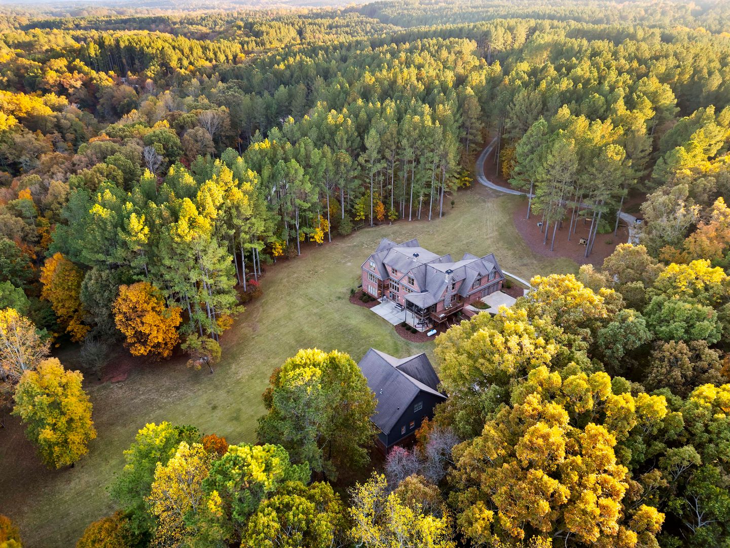 Bishop House: 1070 Riverwalk Pointe Road