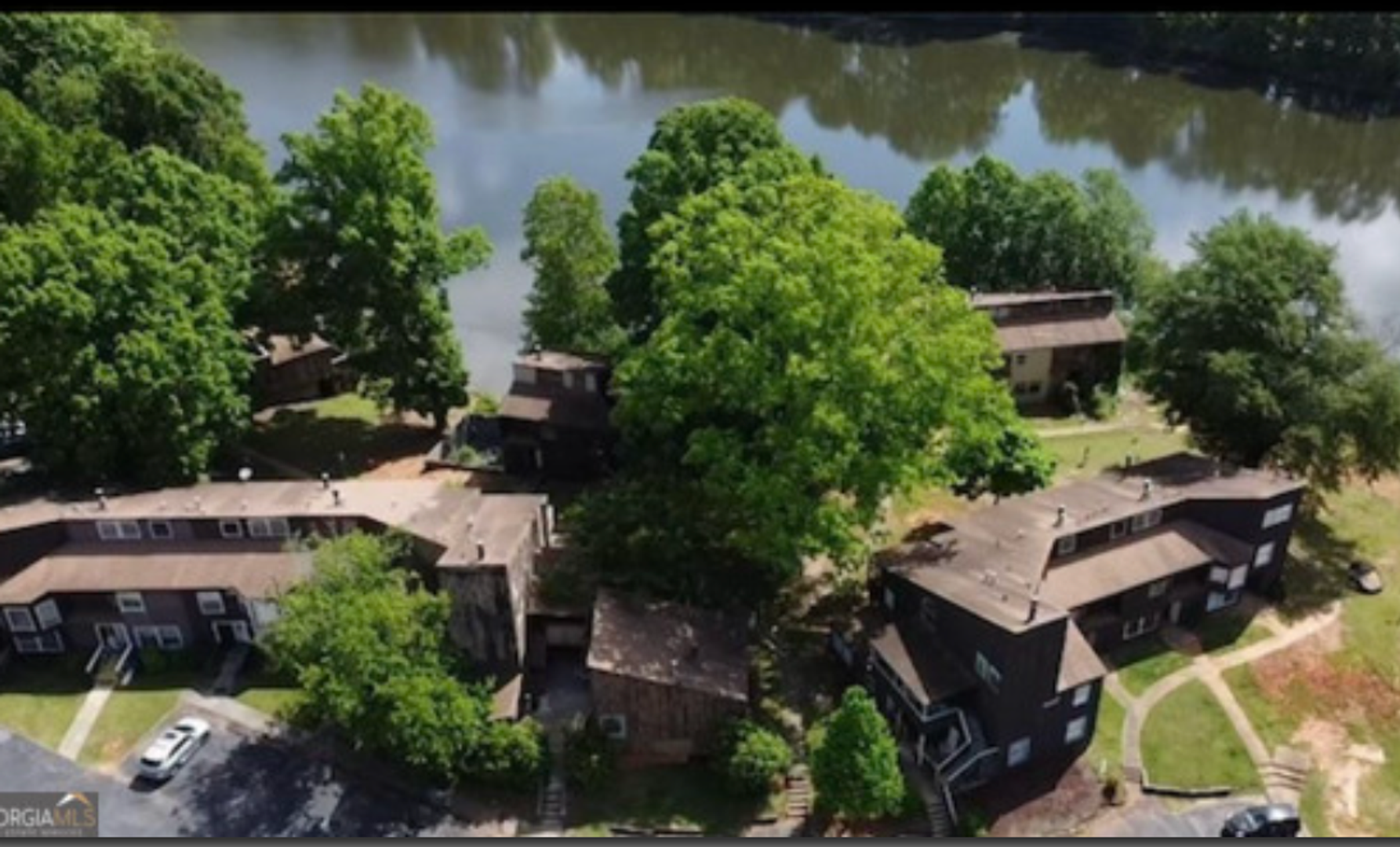 Decatur House: 2808 Shellbark Road