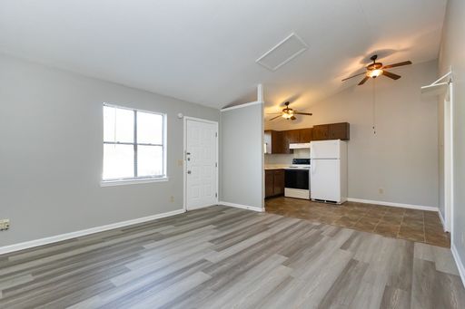 Spacious Open-Concept Apartment | 1 Bed/1 Bath | Ringgold, GA