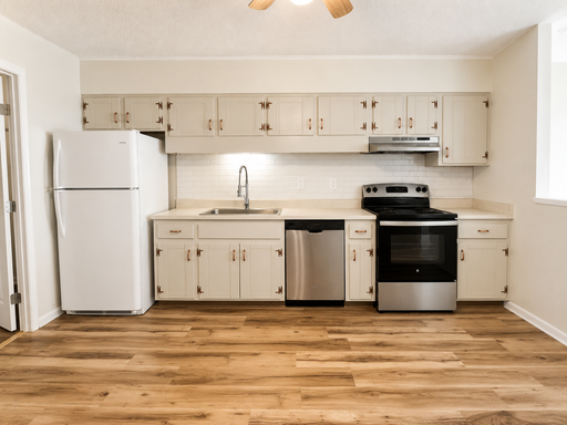 2-Bed/1-Bath Duplex with New HVAC in Murray Hills | Section 8 Accepted – photo 1