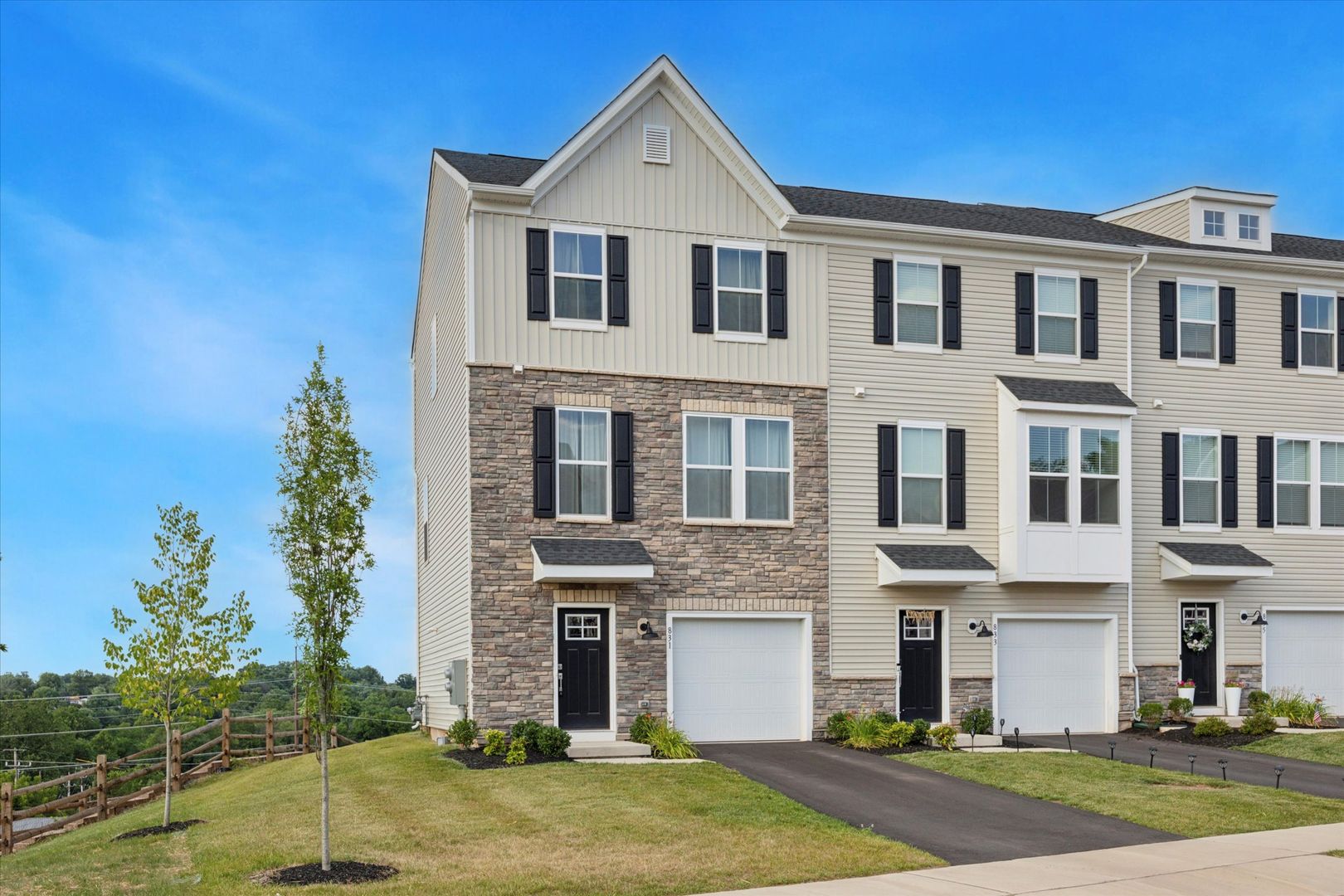 Spring City Townhome: 831 Pecan Rd