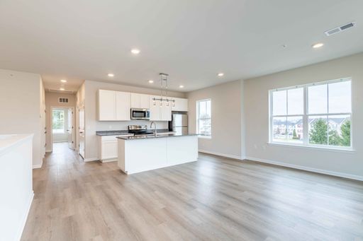 2 Bedroom, 2 Bathroom Second Floor End Unit at Sadsbury Square