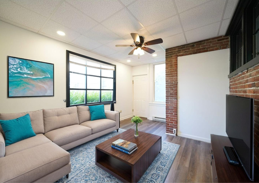Charming 1-Bedroom Apartment with Private Parking in the Heart of West Chester Borough! – photo 1