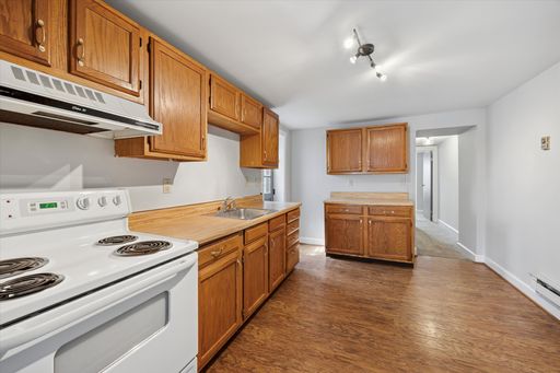 1BD/1BA with off street parking in West Chester Borough! – photo 1
