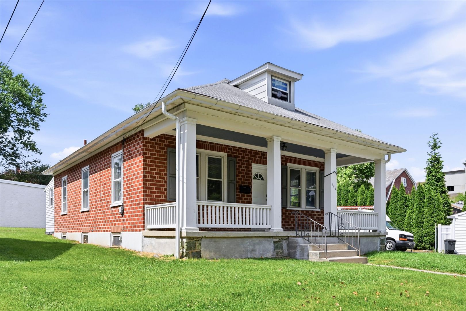 West Chester House: 121 Sharpless St