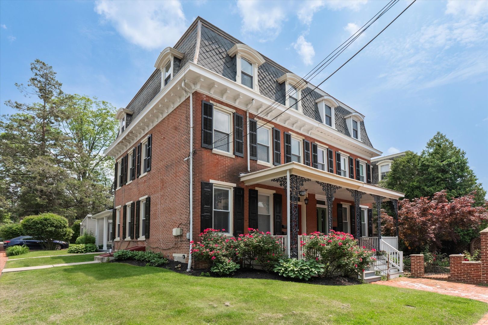 West Chester Apartment: 421 N Walnut St
