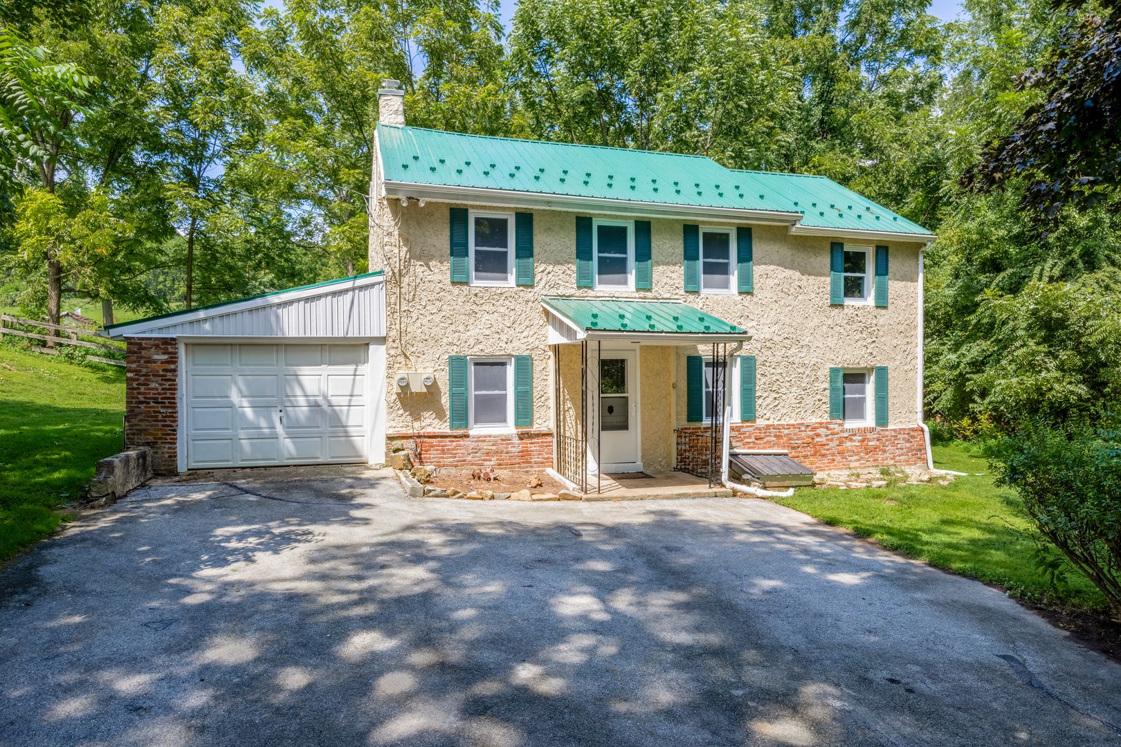 West Chester House: 1611 Shadyside Rd