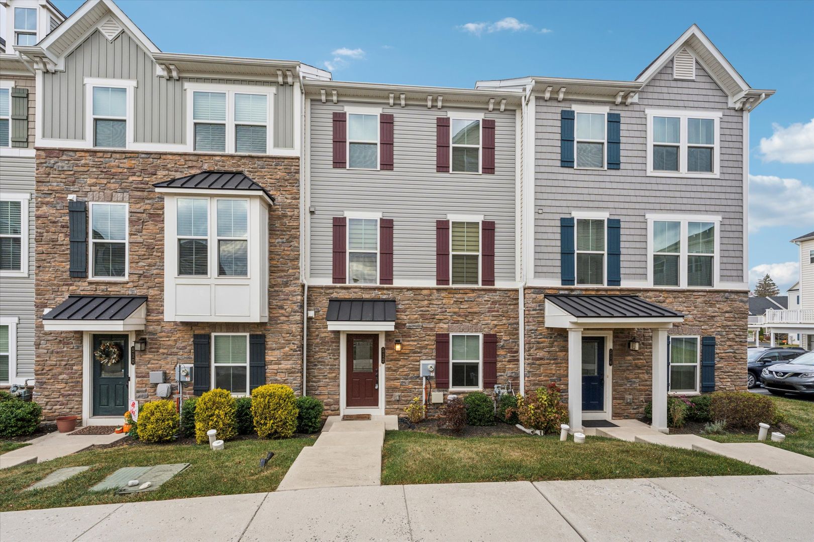 Malvern Townhome: 512 Sapphire Dr