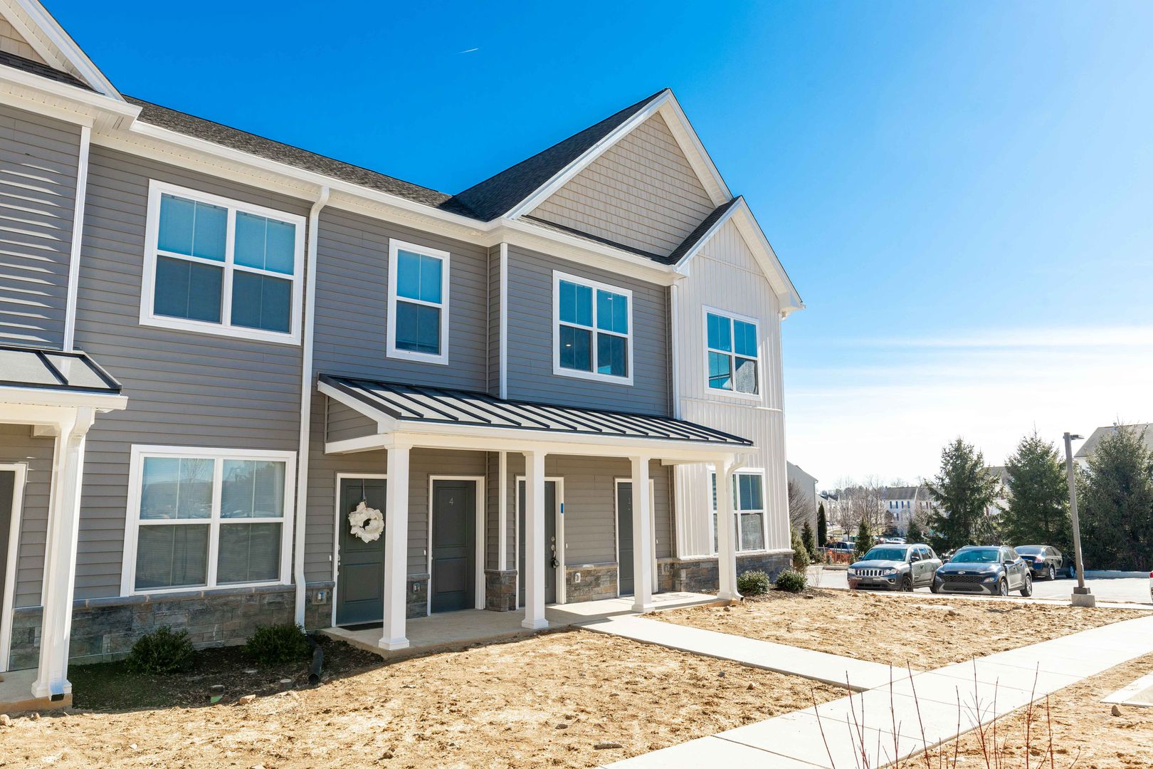Parkesburg Apartment: 100 Wildflower Lane