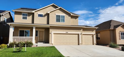 Spacious 5 Bedroom + Loft + Separate Office, 3.5 Bath Home with Central A/C and SOLAR! – photo 1