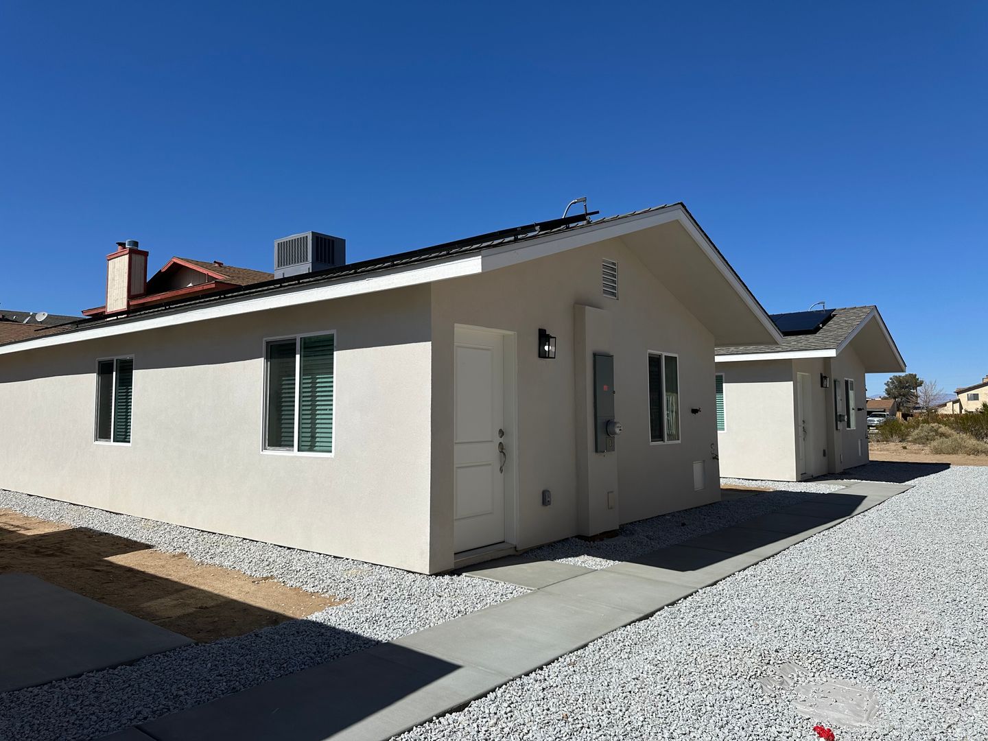 Ridgecrest Apartment: 916 W Perdew Ave