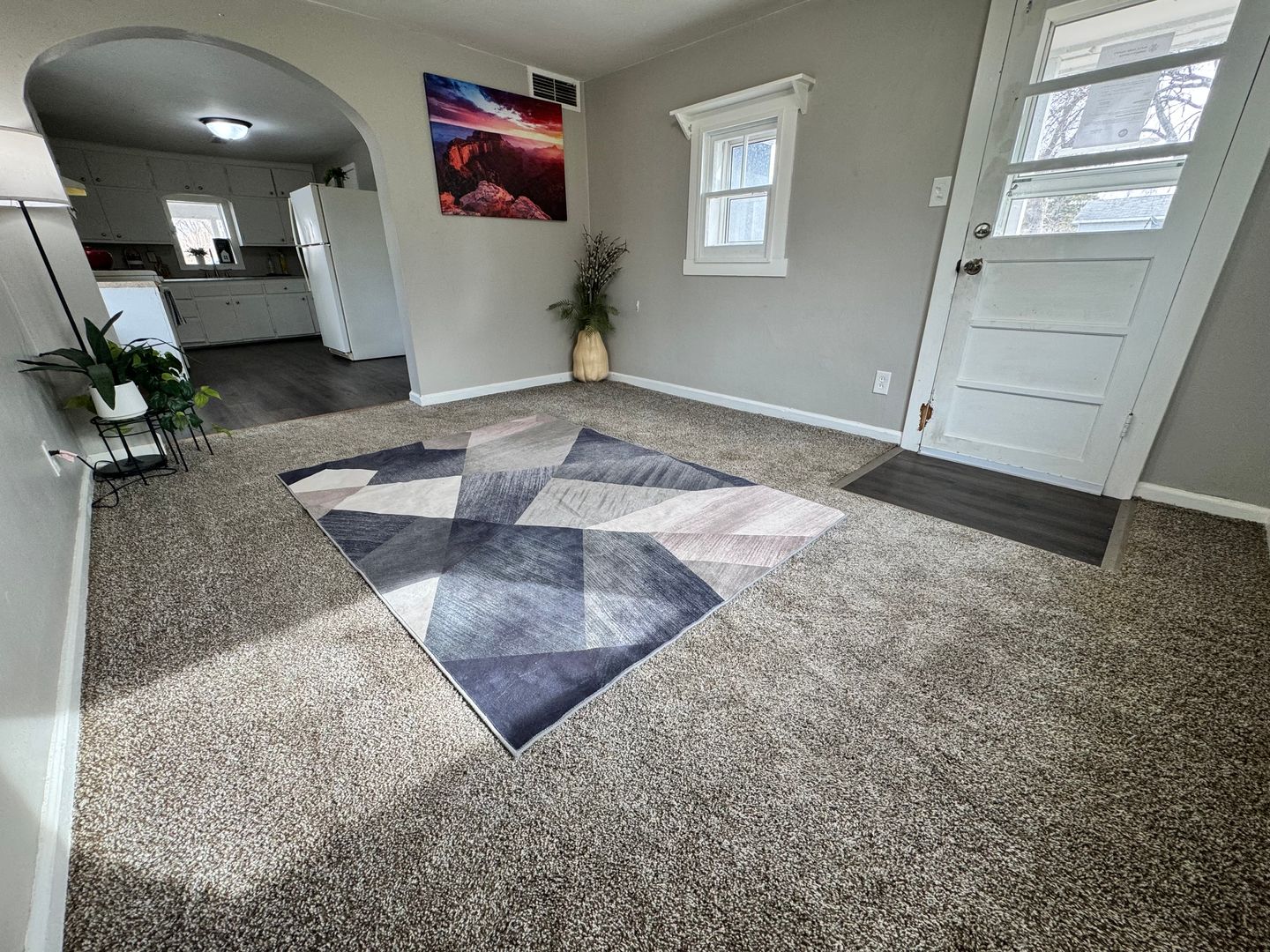 Waterloo House: 802 Colorado St.