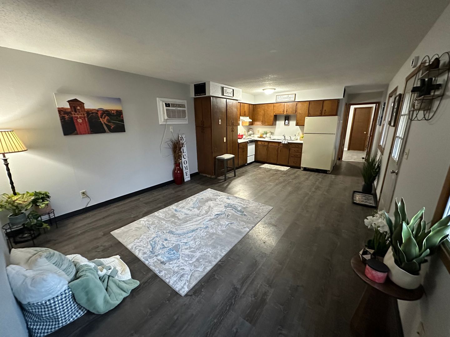 Hudson Apartment: 322 S. Washington St.