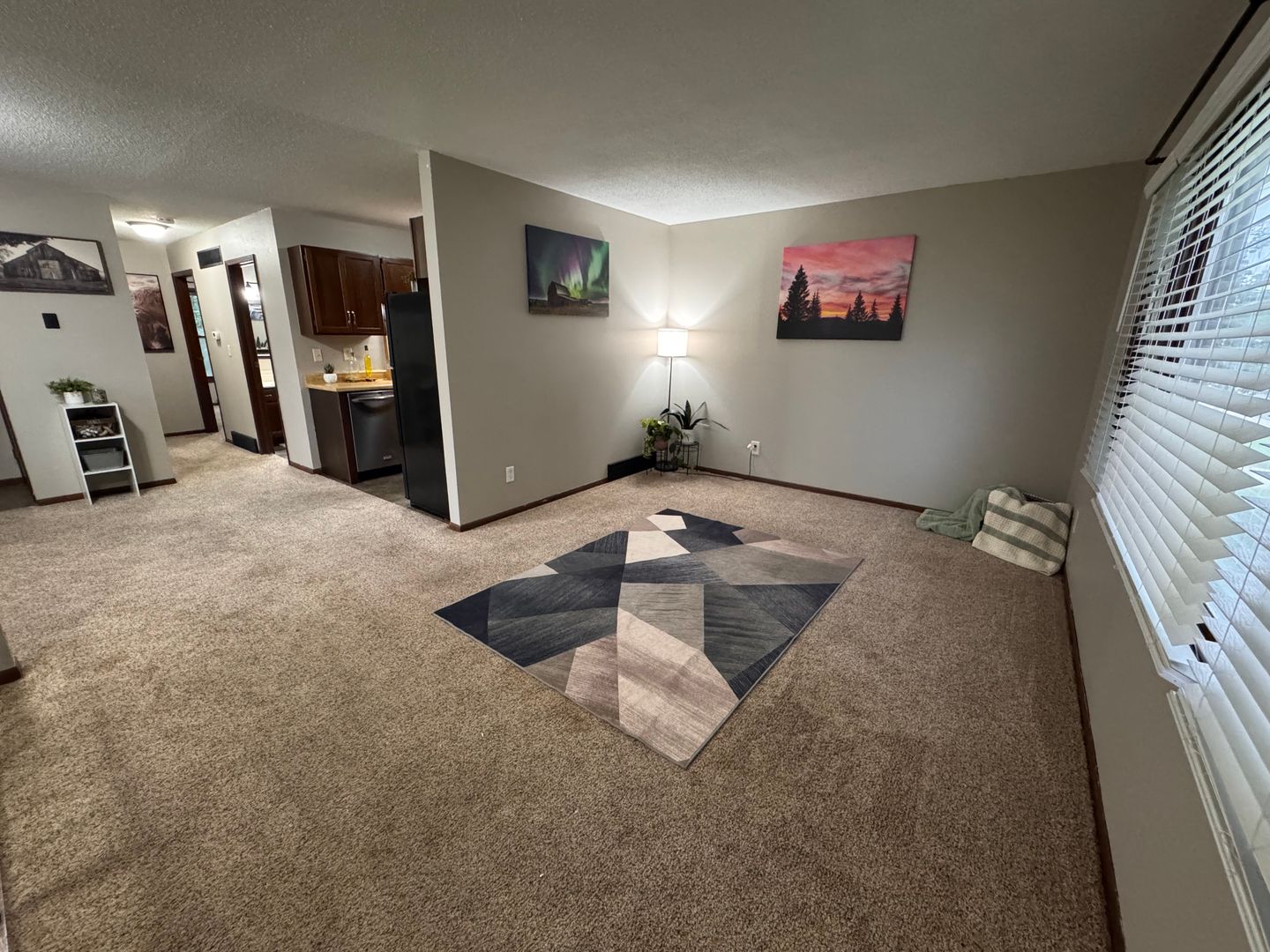 Cedar Falls Apartment: 2604-2606 Hiawatha Rd.