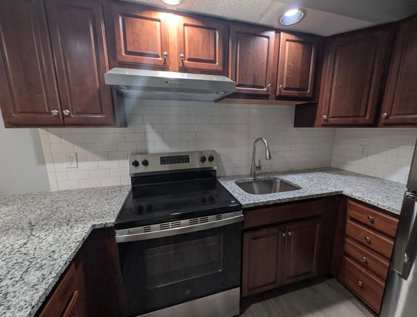 Stylish 1-Bedroom Apartment – Renovated & Peaceful Living