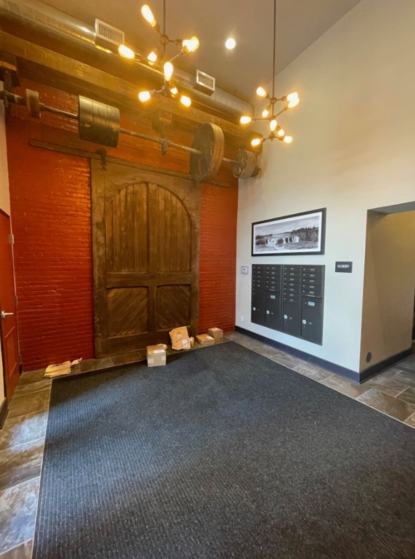 Cohoes Apartment: 71 Canvass Street