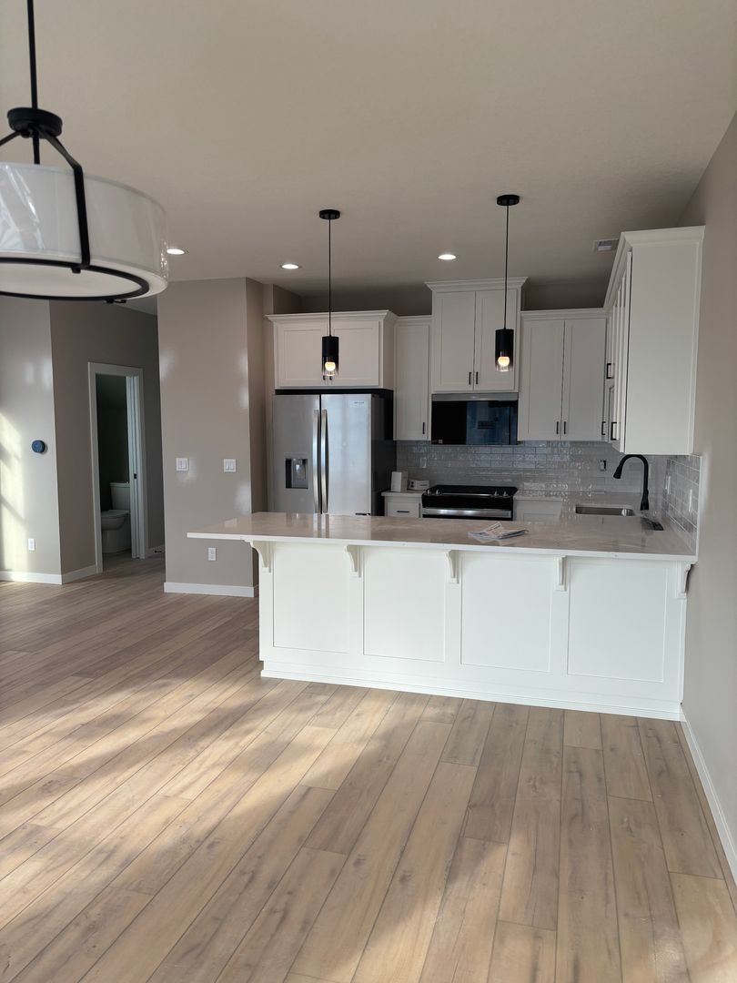 Keizer Townhome: 4848 Elvira Pl N