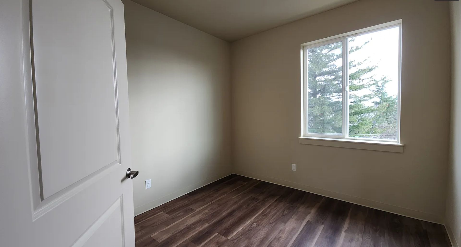 Gervais Apartment: 636 4th St