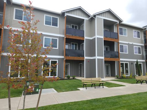 2 Bed, 2 Bath Apartment Available in Gervais!