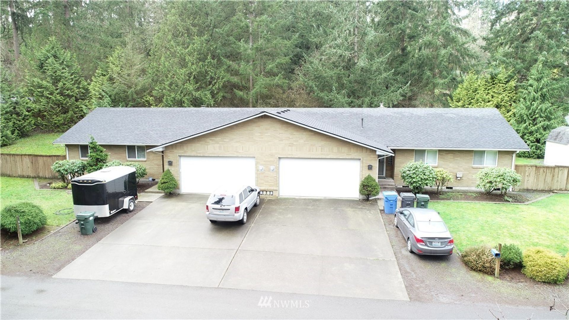 Puyallup Apartment: 15010-15012 71st Ave. E.