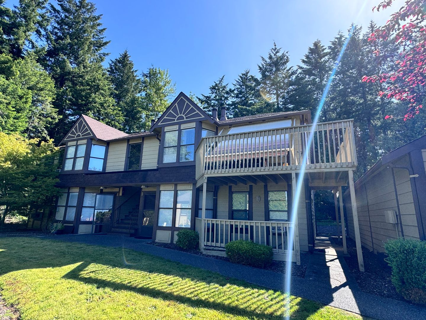 Tacoma Apartment: 5217 South Orchard Street