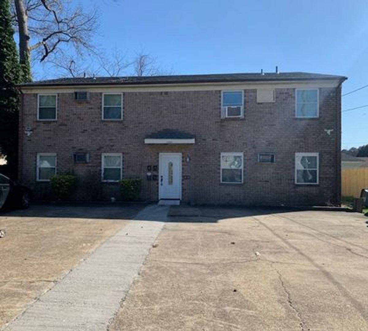 Norfolk Apartment: 1125 Meads Rd