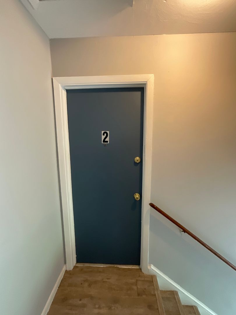 Remodeled Two Bedroom Apartment in Simonsdale 3 of 12