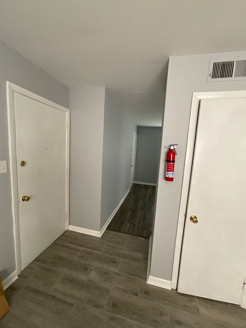 Remodeled Two Bedroom Apartment in Simonsdale 7 of 12