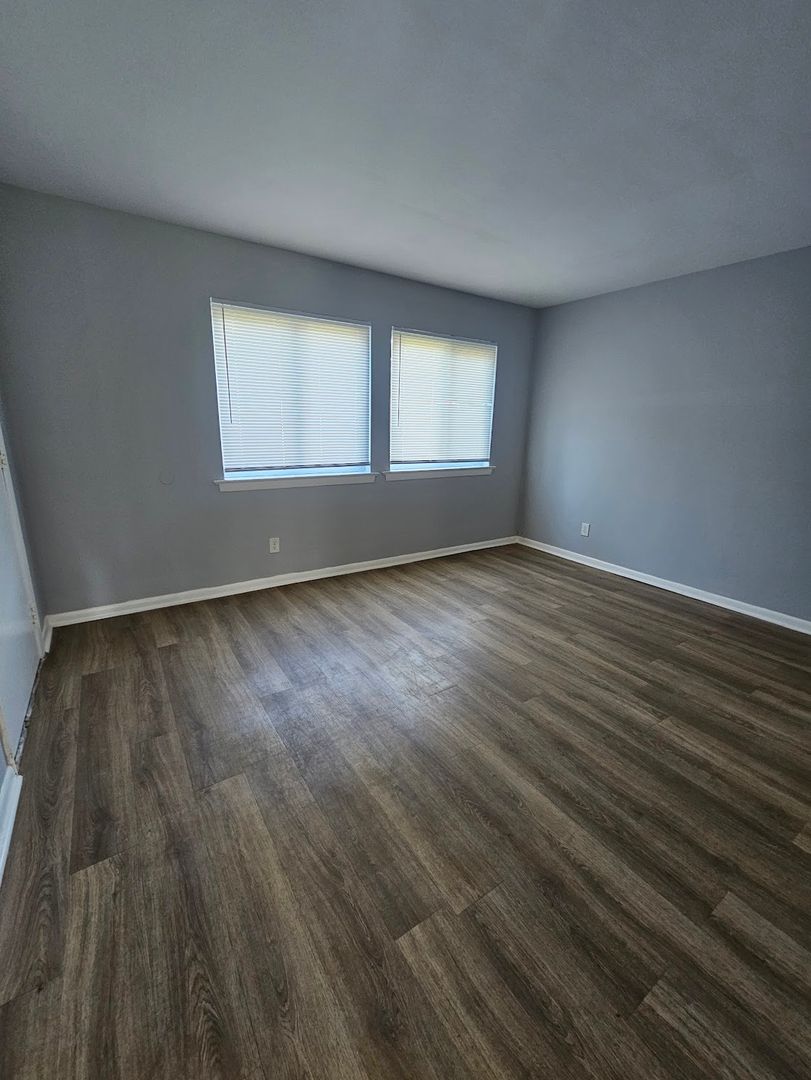 Absolutely Adorable two bedroom is move in ready! 9 of 12