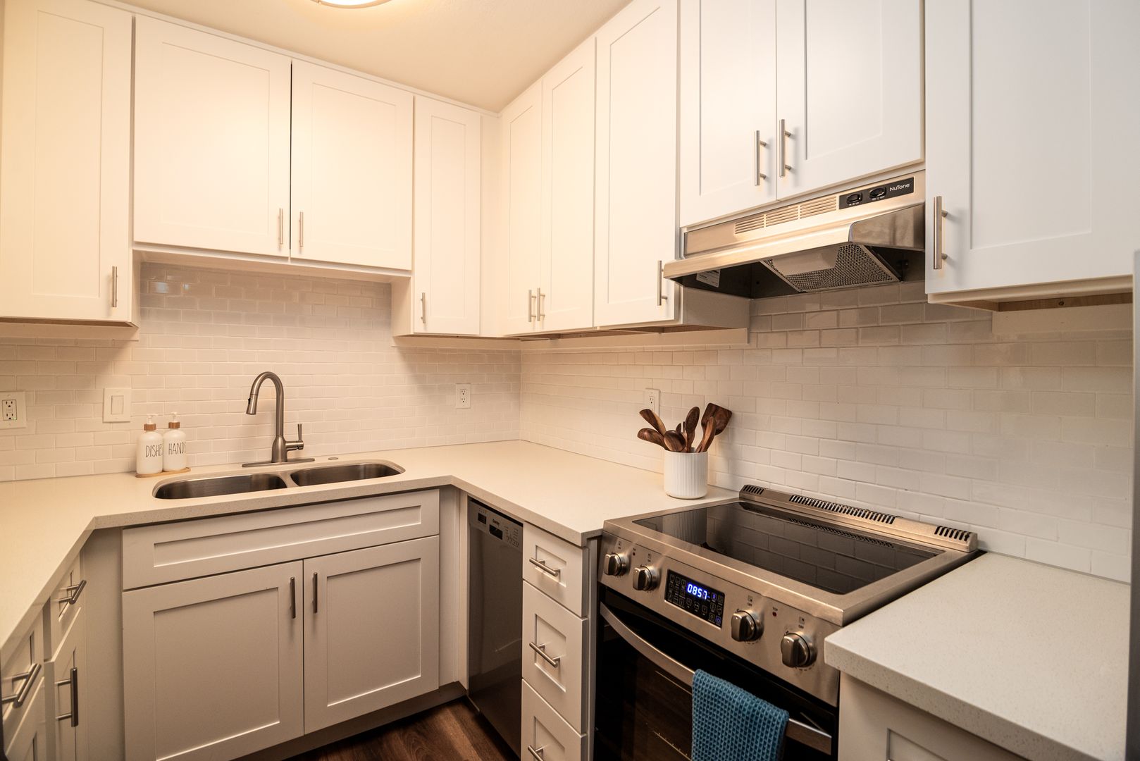 Tucson Apartment: 3234 East Bellevue St