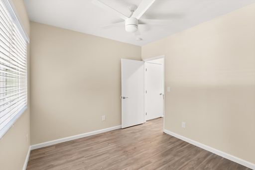 Renovated 1 Bedroom 1 Bathroom Apartment in Riverside! – photo 1