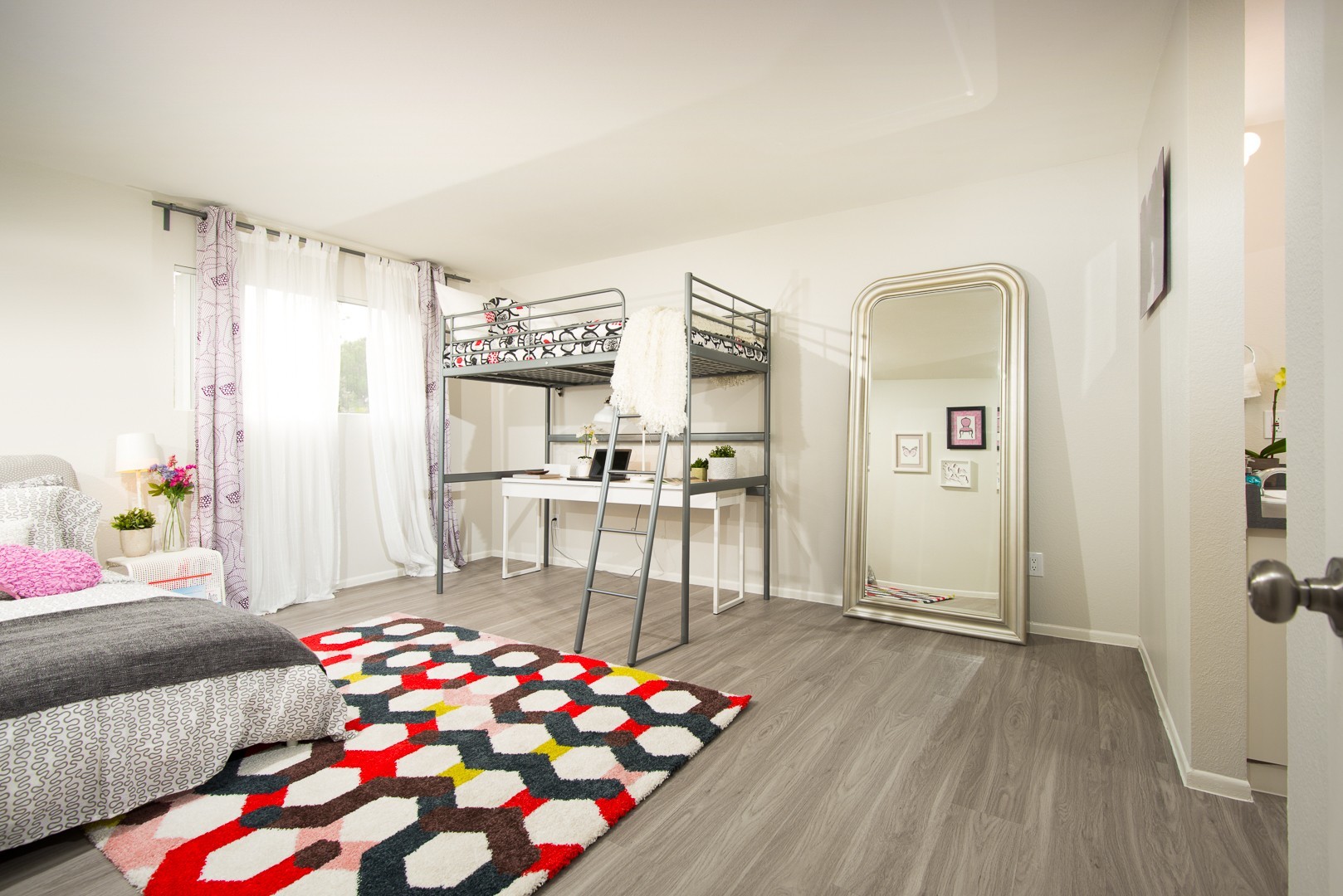 Riverside Apartment: 3170 Canyon Crest Drive