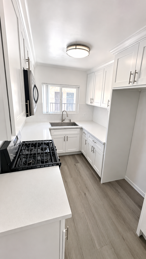 North Hills Apartment: 9215 Sepulveda Boulevard