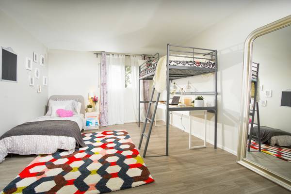 Riverside Apartment: 3170 Canyon Crest Drive