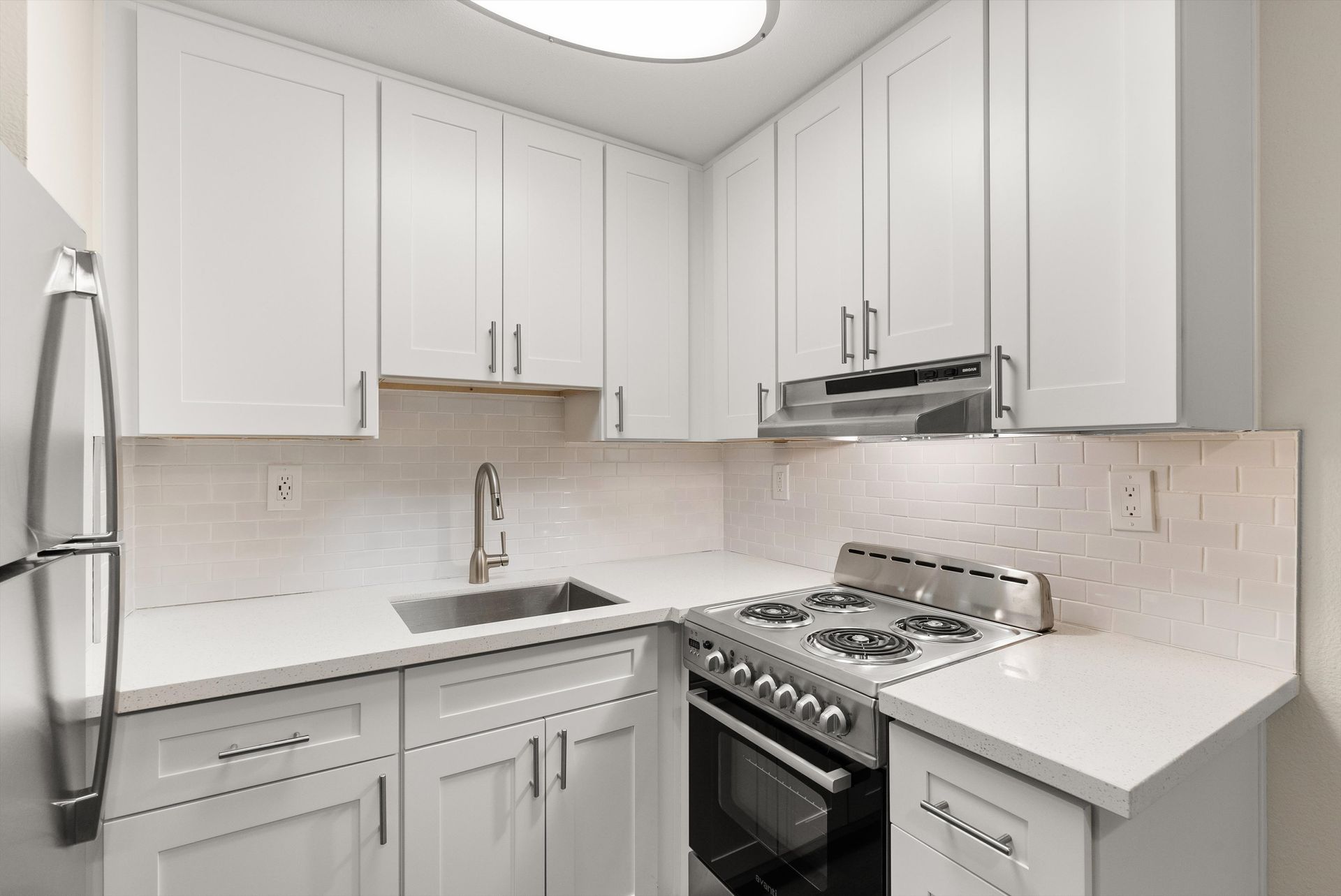 Riverside Apartment: 3993 Iowa Ave.