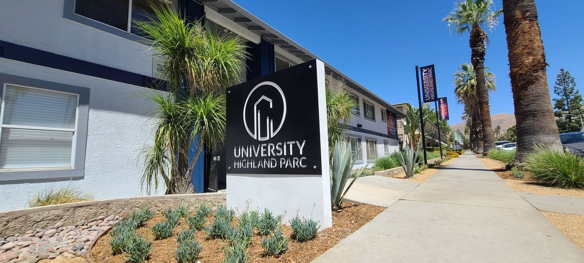 Riverside Apartment: 1147 W Linden Street