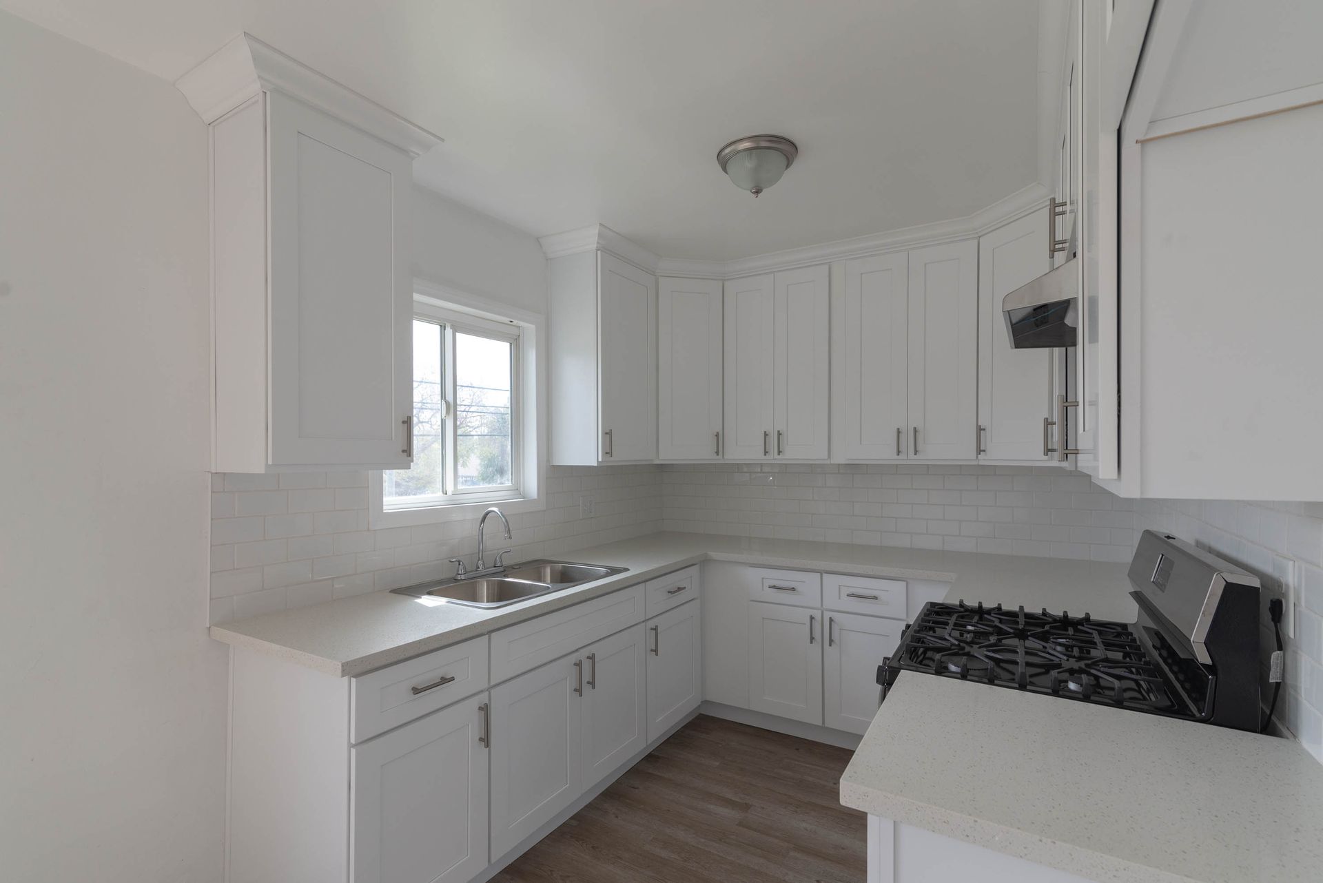 North Hills Apartment: 9215 Sepulveda Boulevard