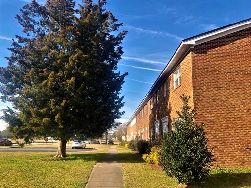 FULLY RENOVATED 4 BEDROOM TOWNHOME