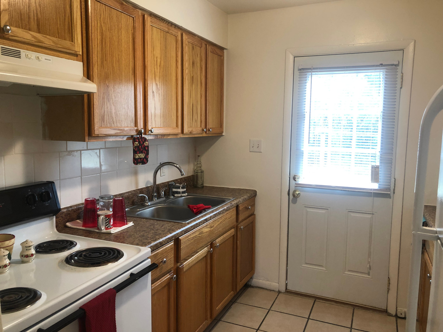 Washington Apartment: 940 Runyon Rd