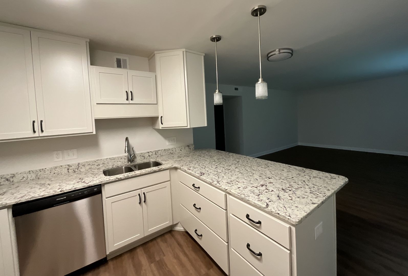 RALEIGH  NC  27606 Apartment: 1200 Trillium Circle