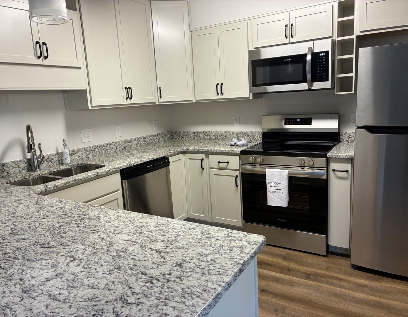 RALEIGH  NC  27606 Apartment: 1200 Trillium Circle
