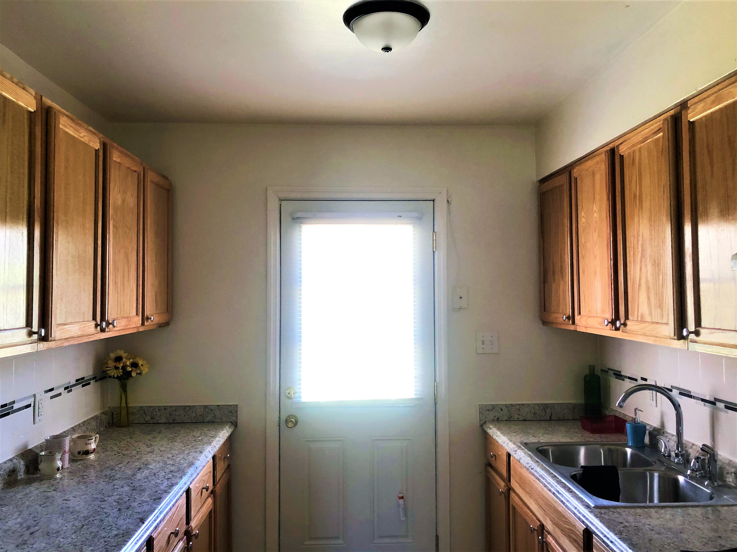 Washington Apartment: 940 Runyon Rd