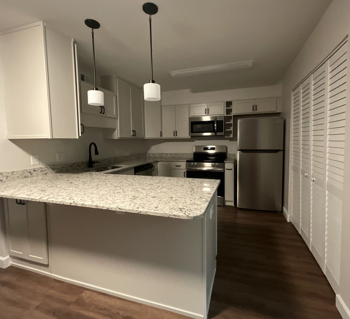 RALEIGH  NC  27606 Apartment: 1200 Trillium Circle