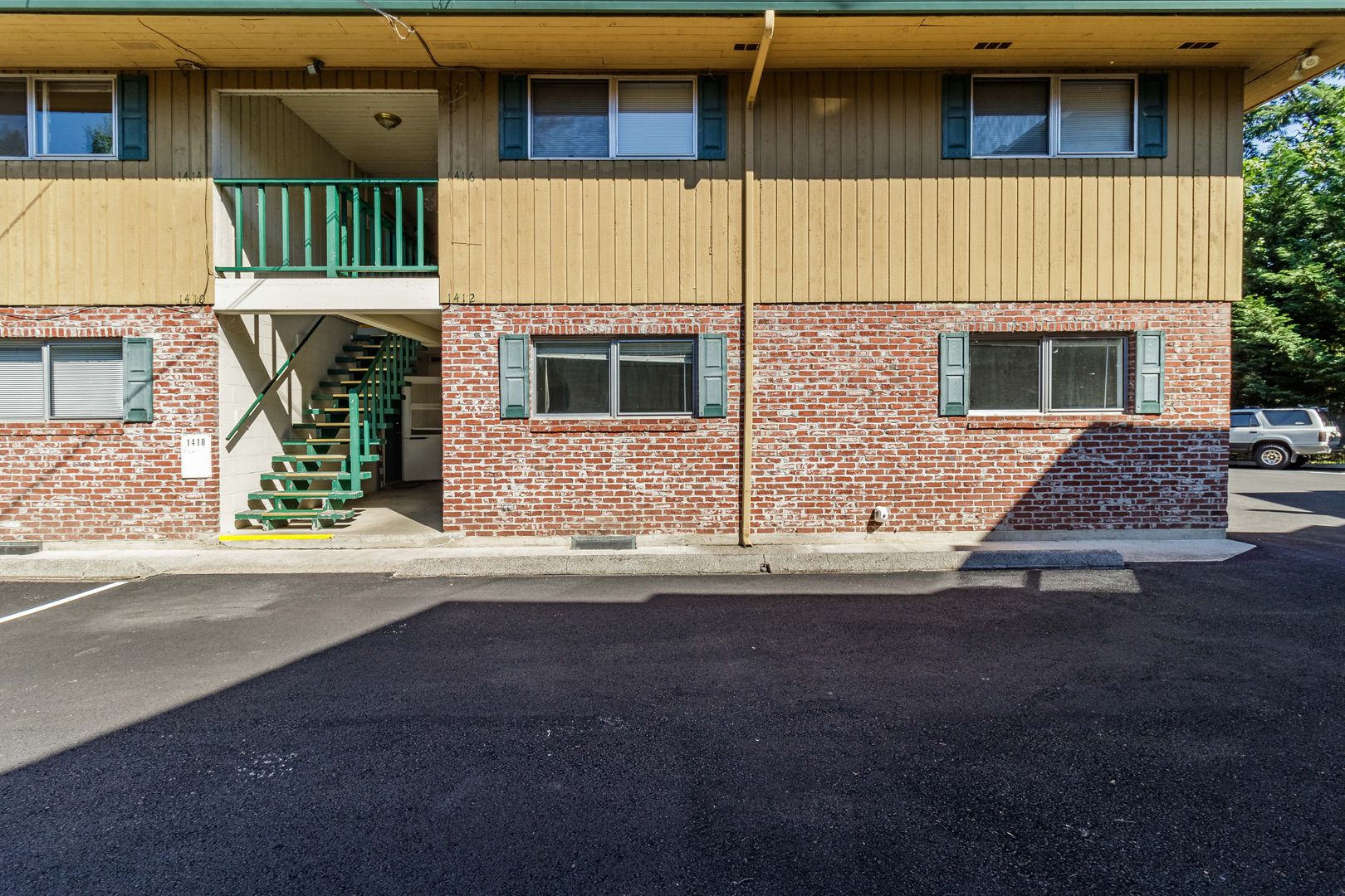 Camas Apartment: E First Avenue