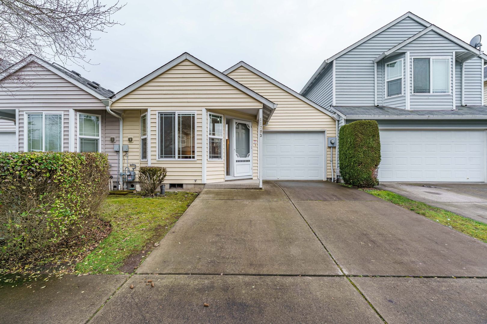 Vancouver House: 11703 NE 32nd Street