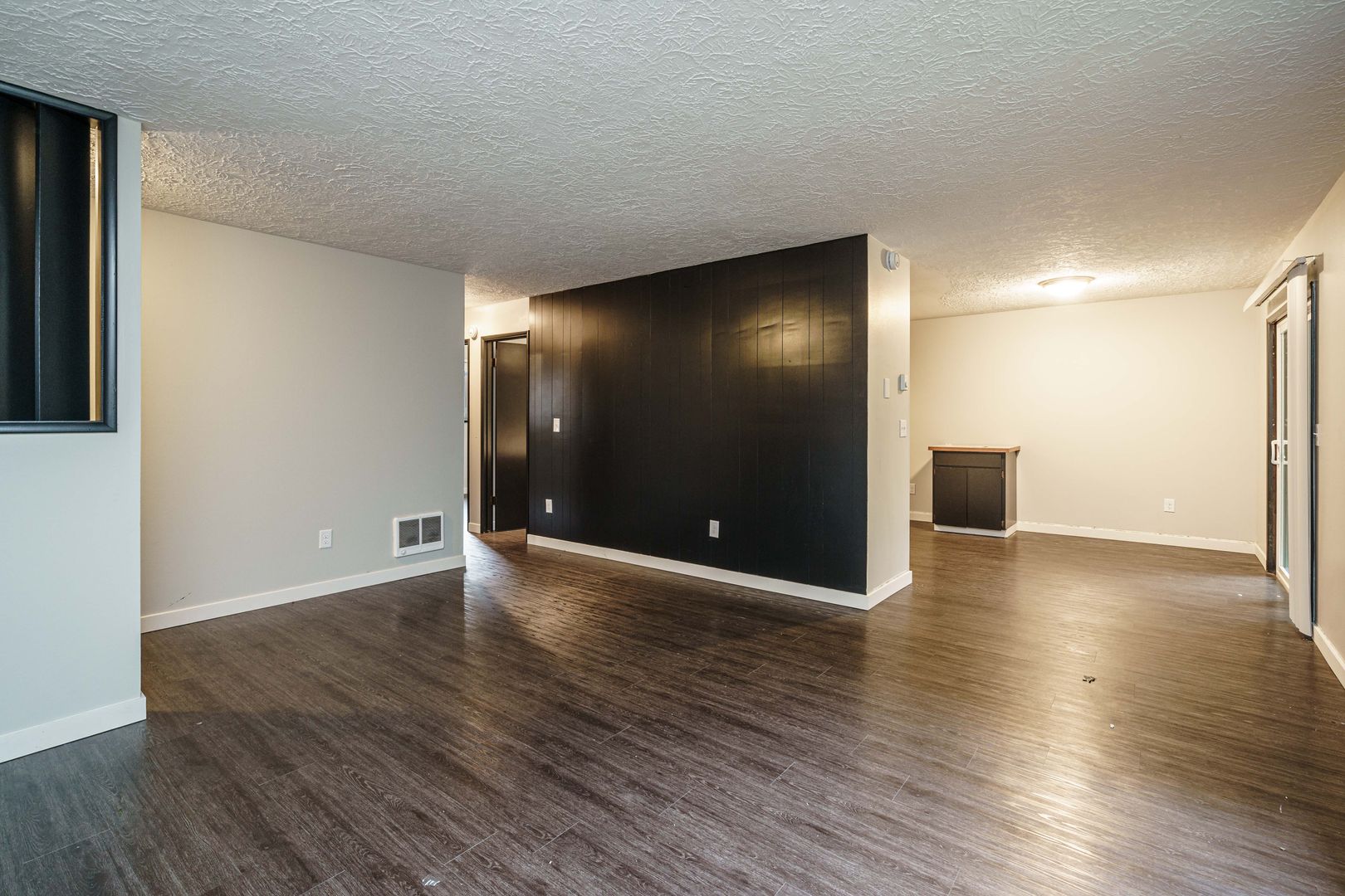Camas Apartment: E First Avenue