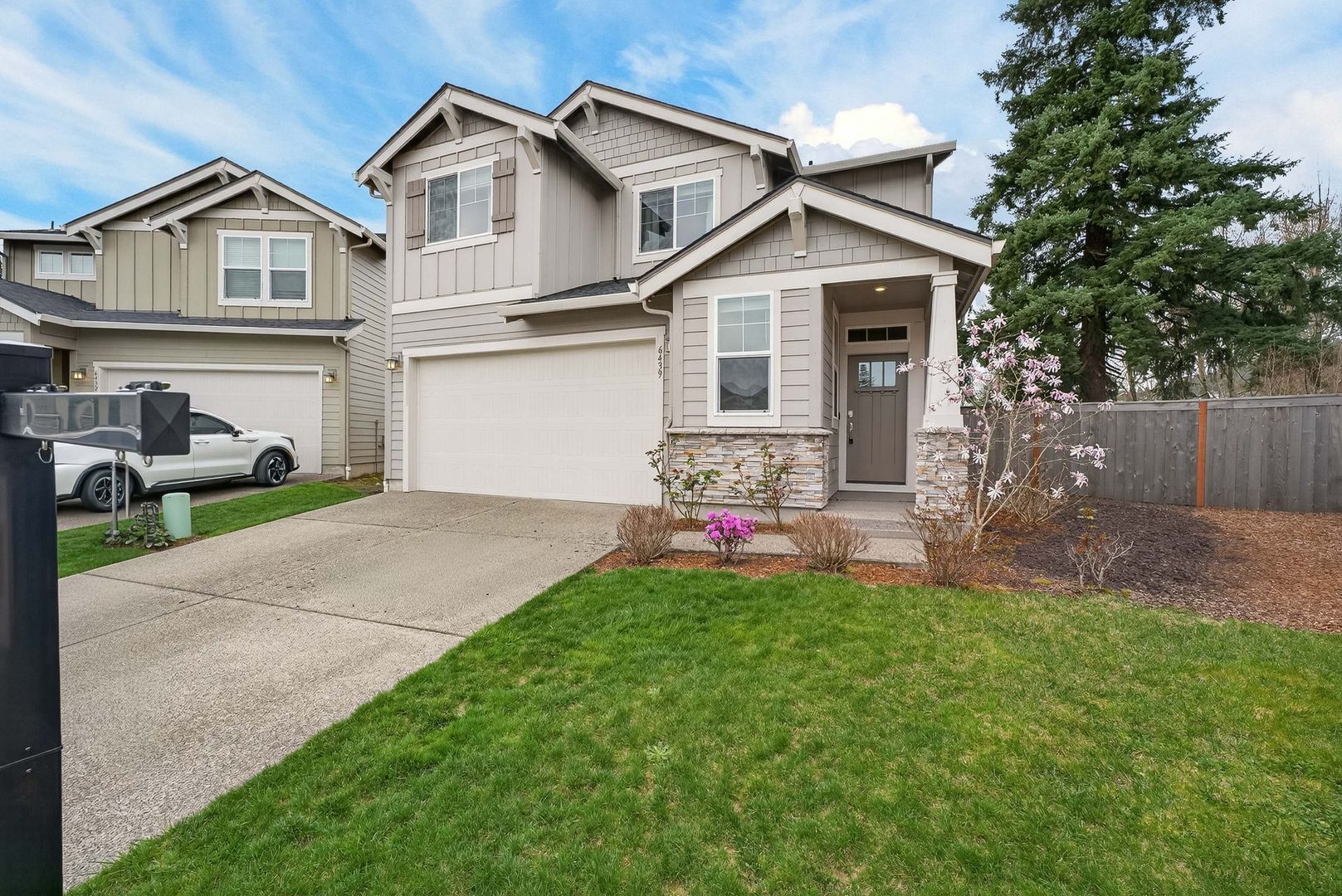 Camas House: 6439 N 87th Court
