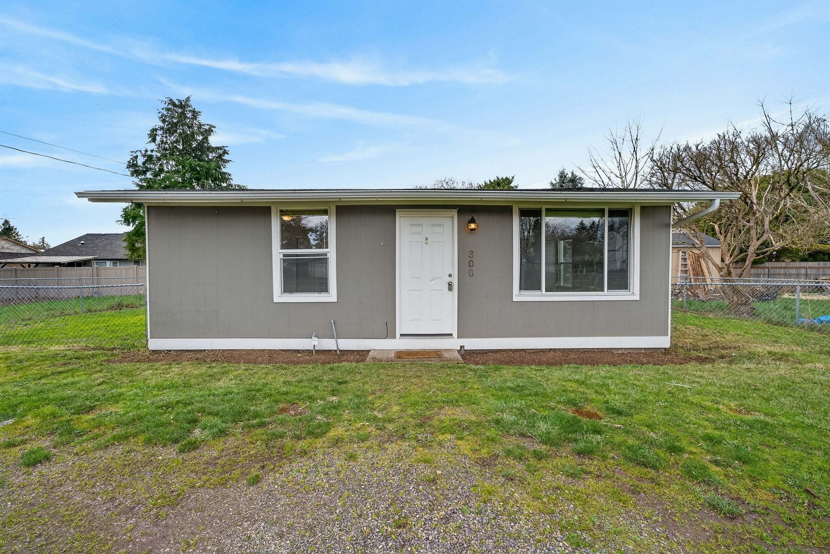 Vancouver Apartment: 300 SE 100th Avenue