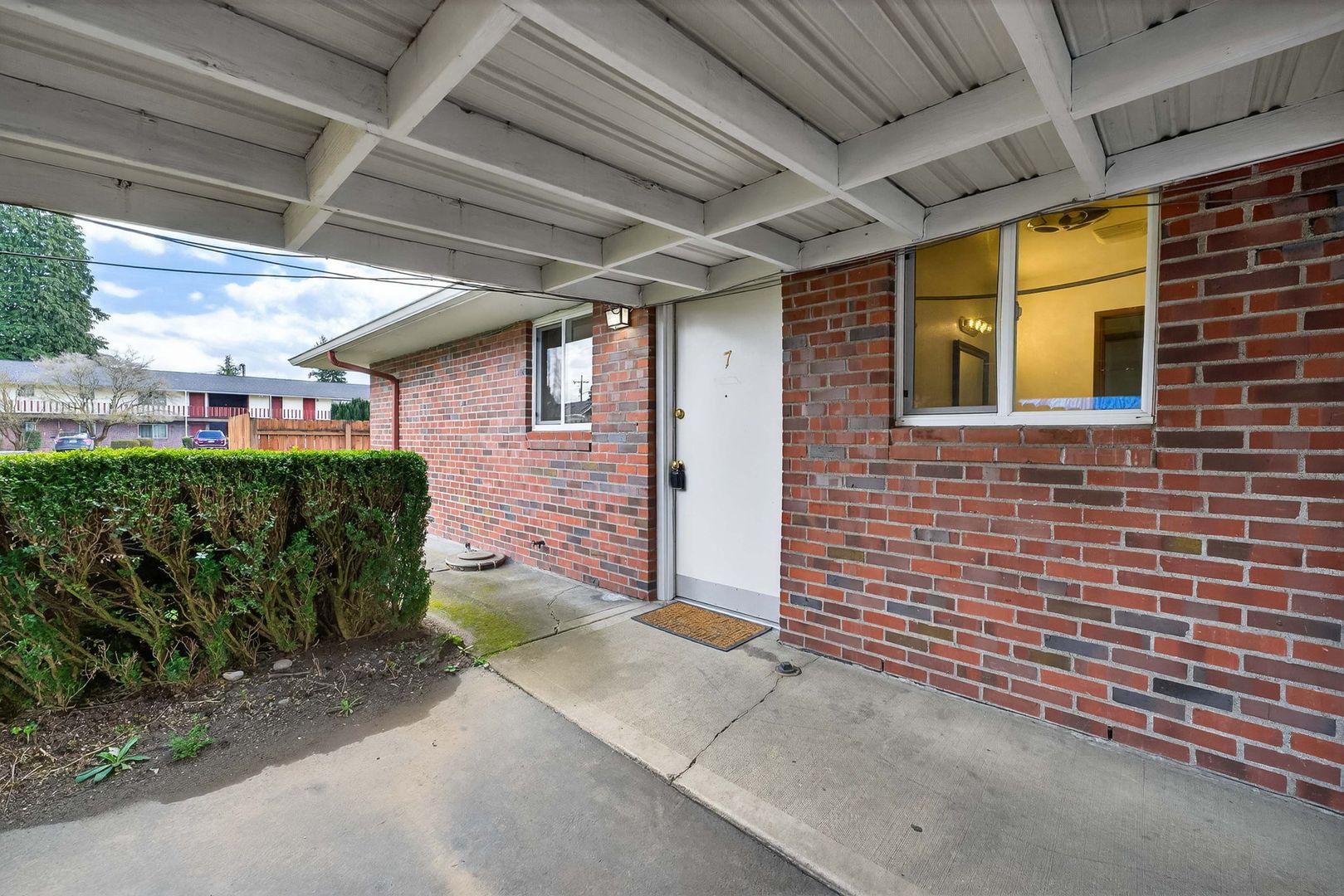 Washougal Apartment: 236 7th Street