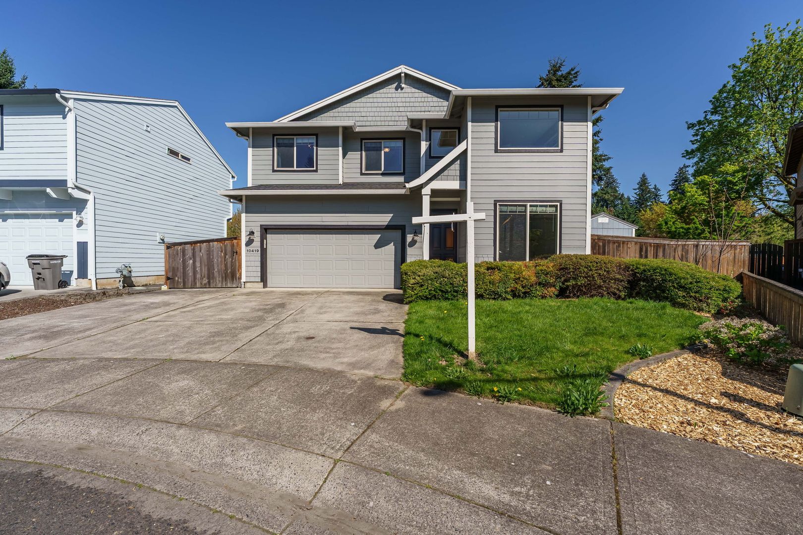 Vancouver House: 10419 NE 21st Court